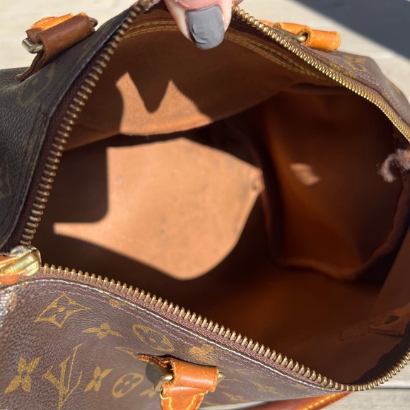 - LV speedy purse - Picture 16 of 16